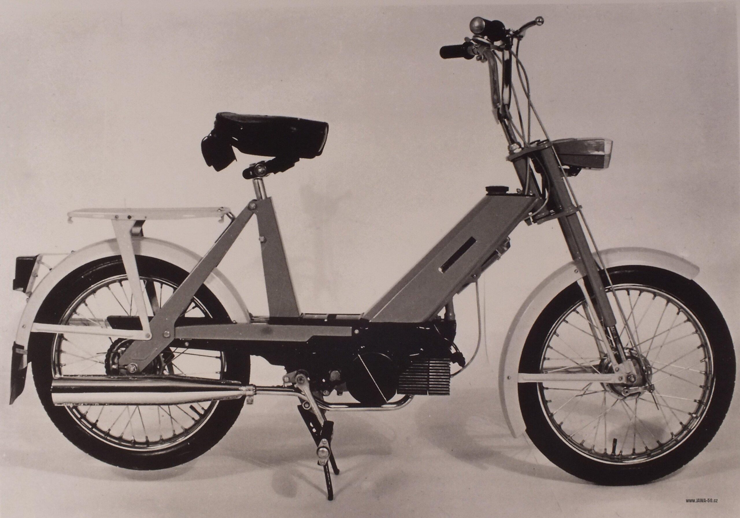 moped-jawa-50-typ-m-207-babetta-1974